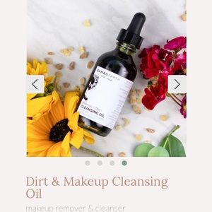 ~Bambu Earth~ NWT ~Facial cleansing oil 🧼